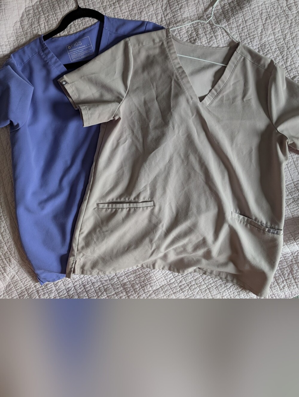 Figs Women's Large Scrub Tops